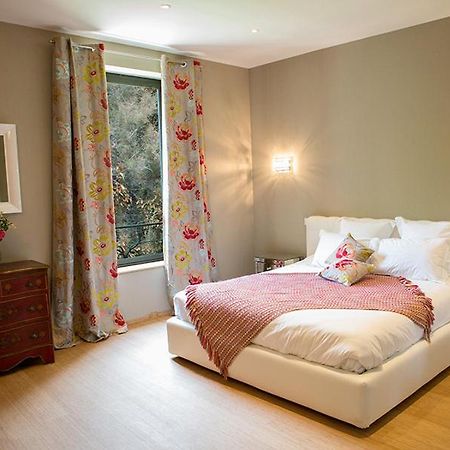 סן-ז'יל Domaine Du Prieure D'Estagel Chambres D'Hotes מראה חיצוני תמונה